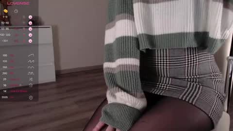 noelleneptune online show from January 24, 6:56 pm