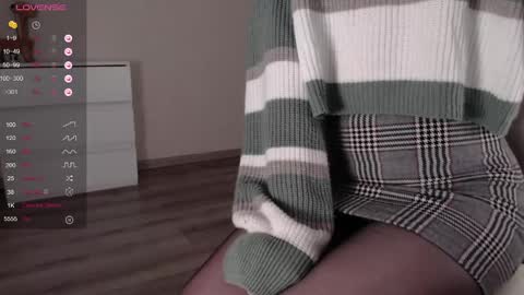 noelleneptune online show from January 29, 6:43 am