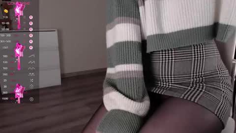 noelleneptune online show from November 9, 3:29 am