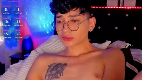   online show from November 9, 7:03 pm