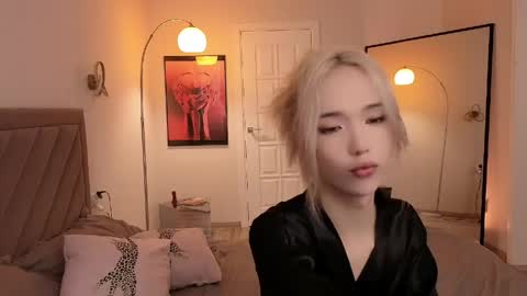 Ami and Maddy online show from May 28, 8:12 am
