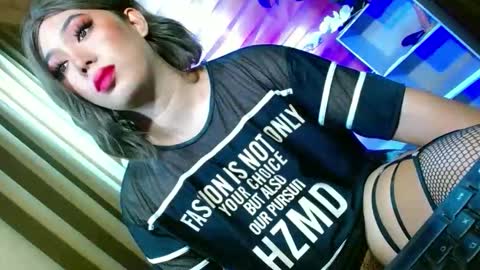 Miss OLIVIA online show from May 11, 7:14 am