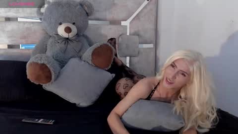 patrik online show from February 19, 2:52 am