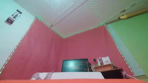 PAULA VALENTINA online show from January 17, 11:49 am