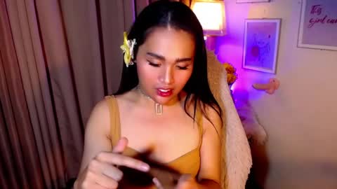 Angel Creamdensada online show from May 4, 1:32 am