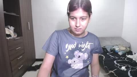izzy online show from May 2, 11:54 pm