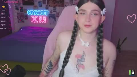 pinkvenom_ online show from May 28, 3:54 pm