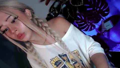 GODDESS PRECIOUS online show from June 22, 7:16 am