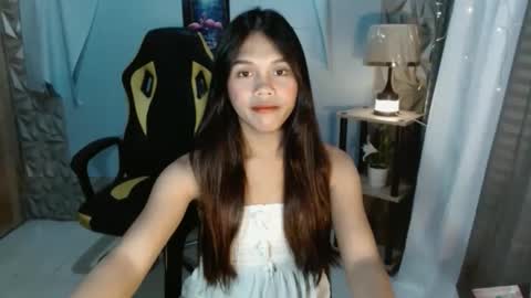 princessrynn online show from December 19, 7:41 pm