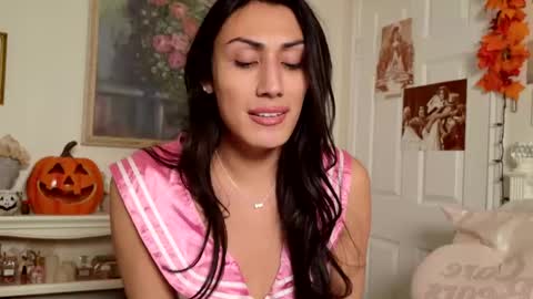 Prinxessally online show from December 3, 1:14 am