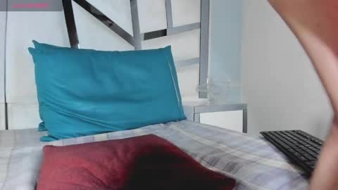Pau Manchita online show from May 19, 1:56 am
