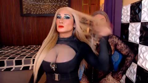 queen_horsecock online show from May 8, 7:49 am