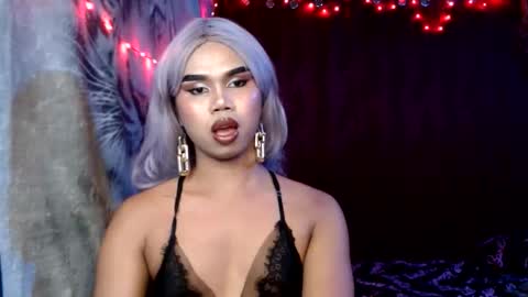 queenpinayebony_xx online show from May 27, 10:01 am