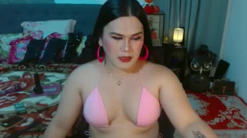 Snapshot of queensasha_destroyer chatting on October 17, 9:13 am queensasha_destroyer online show from October 17, 9:13 am