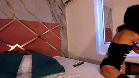 Snapshot of raven_foxter1 chatting on September 15, 10:47 pm RAVEN FOXTER online show from September 15, 10:47 pm