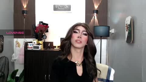 ravennaxx online show from February 17, 11:02 am