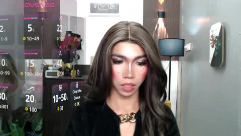 ravennaxx online show from February 17, 9:30 pm