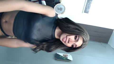 ravennaxx online show from February 24, 5:09 pm