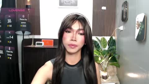 ravennaxx online show from February 27, 6:20 pm