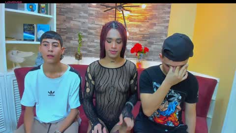 Snapshot of ravingxxmads chatting on January 9, 7:18 pm kata online show from January 9, 7:18 pm