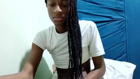 Tu mami Rebecca online show from May 17, 2:55 am