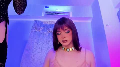 reginarose online show from February 19, 2:33 am