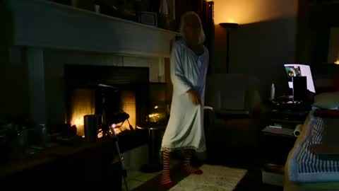 PINK HOLE TWINK online show from January 3, 4:44 am