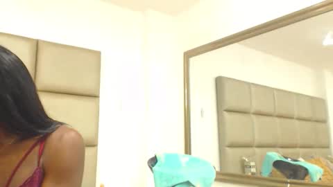 rose_valentiine online show from May 27, 1:57 am