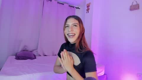 sabrina_lopez1 online show from May 18, 4:18 am