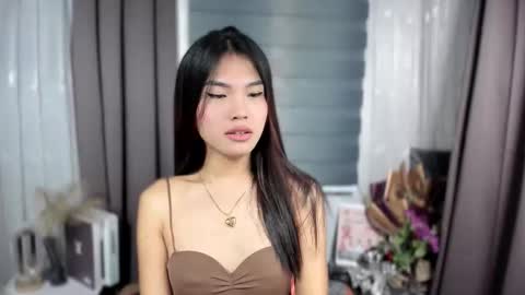 Nadine online show from November 18, 7:08 am