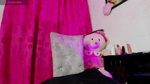 samy_ice online show from May 17, 9:03 pm