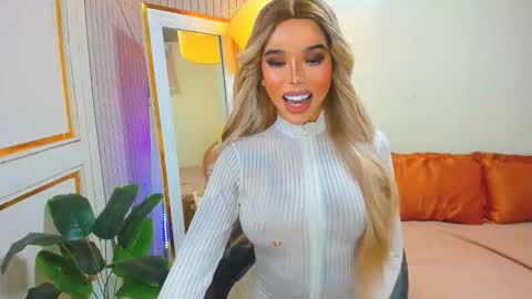 Sandra Hornball online show from November 30, 11:18 pm