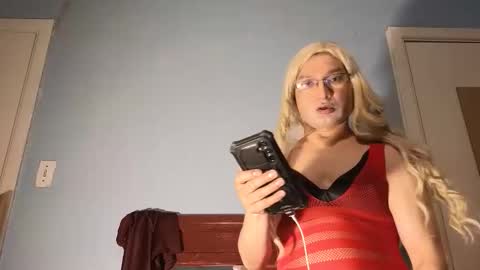 Sandra online show from May 27, 9:06 am