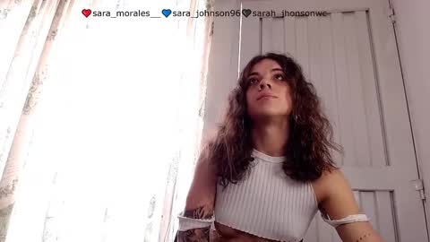sara_johnson__ online show from December 15, 2:44 pm