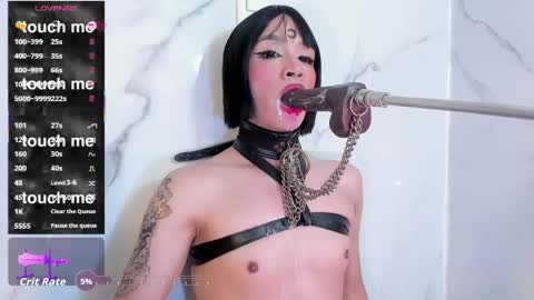    online show from April 29, 10:05 pm