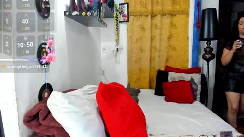  SARAHJEY     online show from January 25, 9:04 am