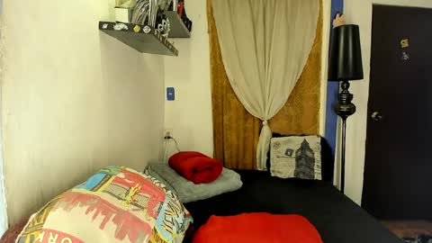  SARAHJEY     online show from May 20, 12:17 am