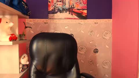 Snapshot of sarasofia44 chatting on March 12, 5:02 am Sara Sofia online show from March 12, 5:02 am