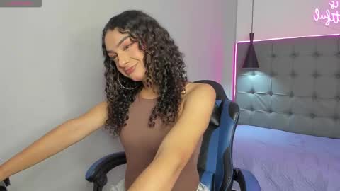 scarlet online show from March 3, 3:13 am