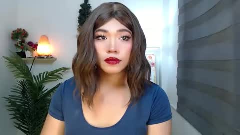    online show from December 4, 11:03 am