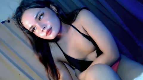 kwen online show from October 21, 1:52 am