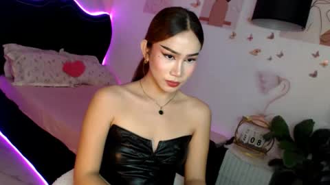 Vanessa online show from May 7, 10:28 pm