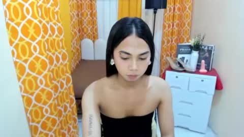 seductive_yuki online show from June 1, 10:39 am