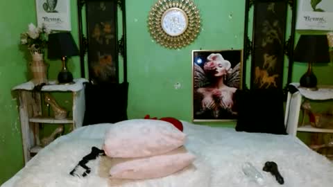 dyosa isabel online show from May 11, 3:28 pm