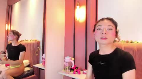 seraphine_nyx online show from July 17, 8:59 pm