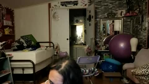 sexiwhiskey699 online show from May 27, 5:48 am