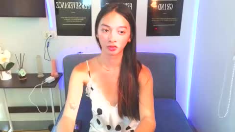 sexxyhotasianladyboy online show from May 22, 7:59 am