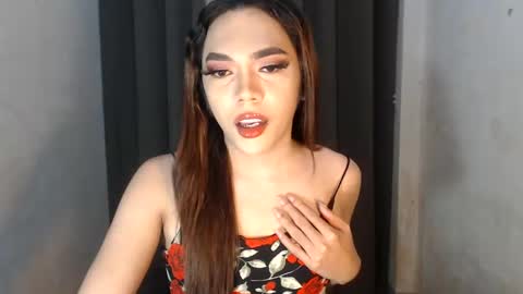 TYRA 3 online show from March 4, 9:52 pm