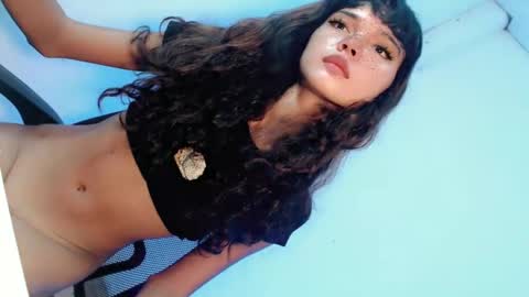sexytight_tanya online show from March 11, 8:20 am