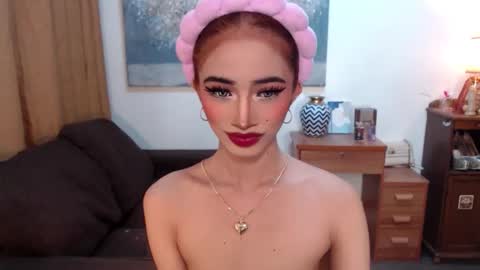 shaina online show from December 23, 1:32 am